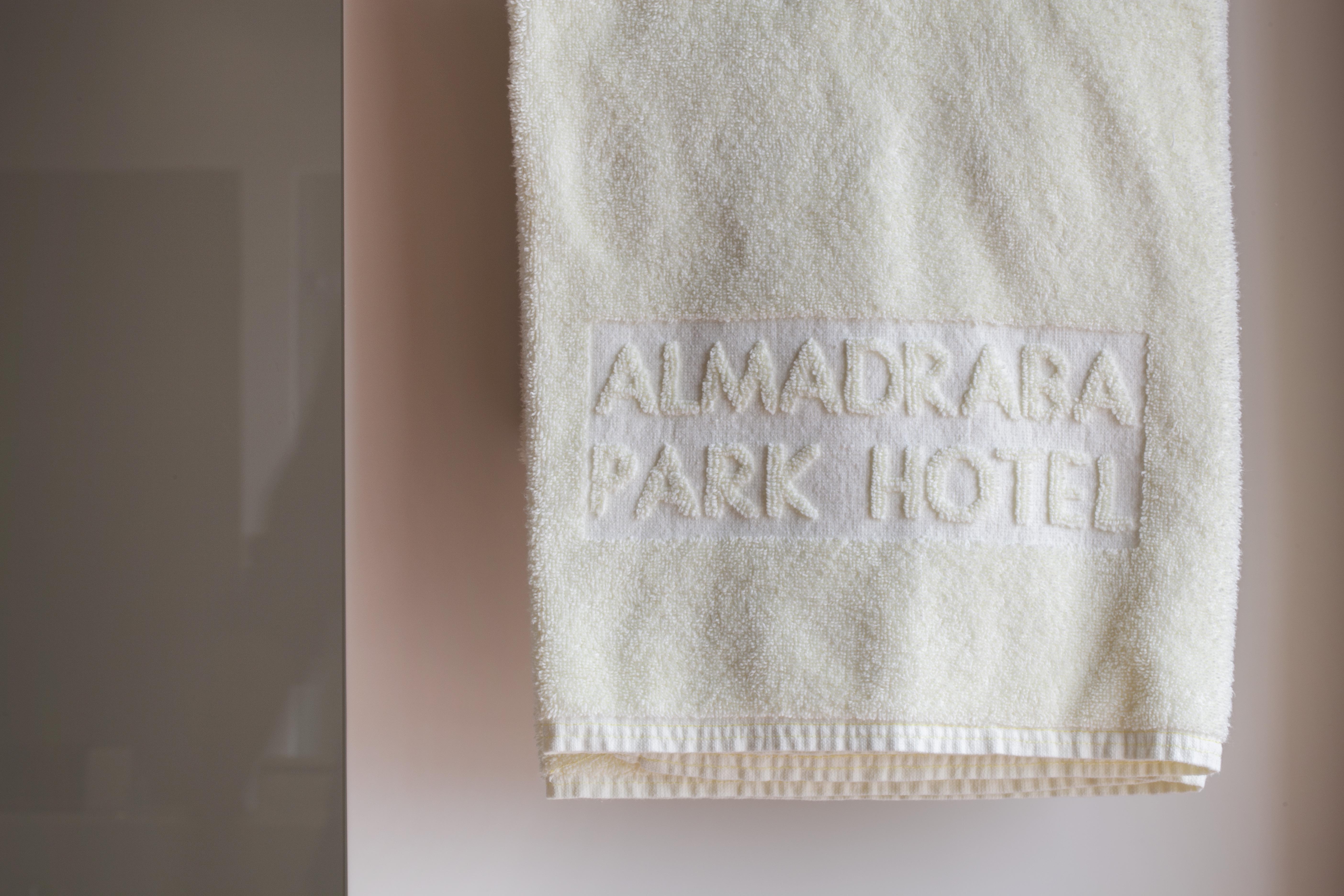 Almadraba Park Hotel Росас Экстерьер фото